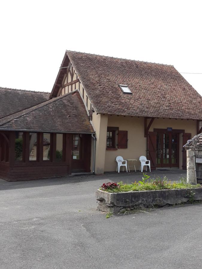 Les Brulis Chambre D'Hotes Châtillon-sur-Loire Exteriér fotografie