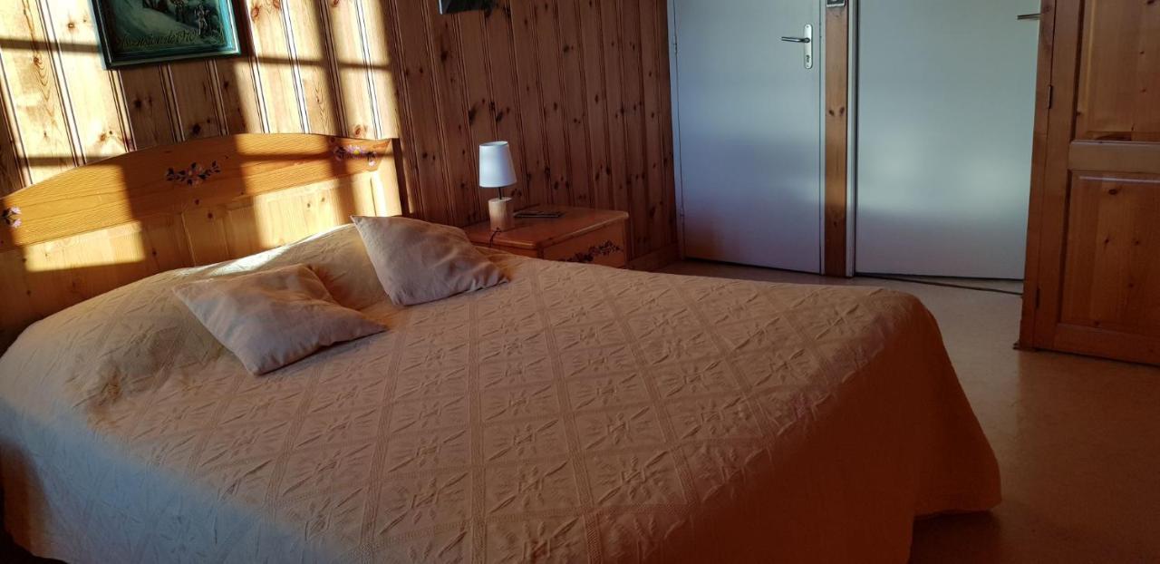 Les Brulis Chambre D'Hotes Châtillon-sur-Loire Exteriér fotografie